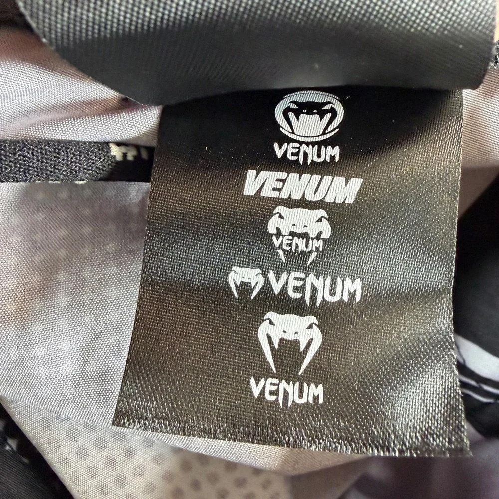 Venum Fight Team MMA Shorts Mens XL Black White Combat Training Trunks